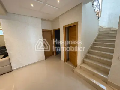 Villa d'exception à vendre à bouskoura