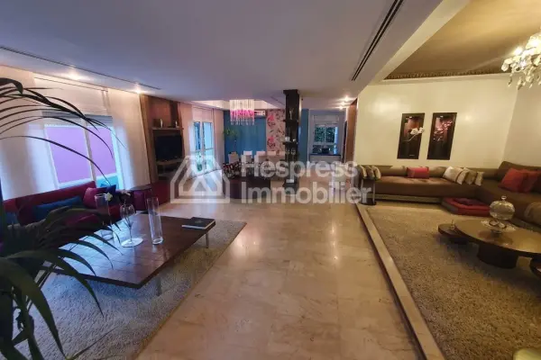 Exceptional Villa for Rent – ​​Neighborhood Oasis
