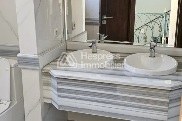 Villa d'exception pour location à bouskoura