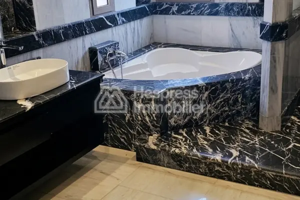 Villa d'exception pour location à bouskoura
