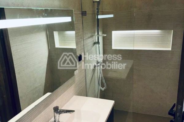 Appartement meublé neuf à louer – Résidence Majorelle, El Menzeh 