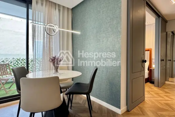 Studio Meublé à Louer – Quartier des Hôpitaux