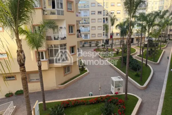 Furnished 3-bedroom apartment for rent at Californie