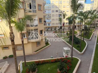 Furnished 3-bedroom apartment for rent at Californie