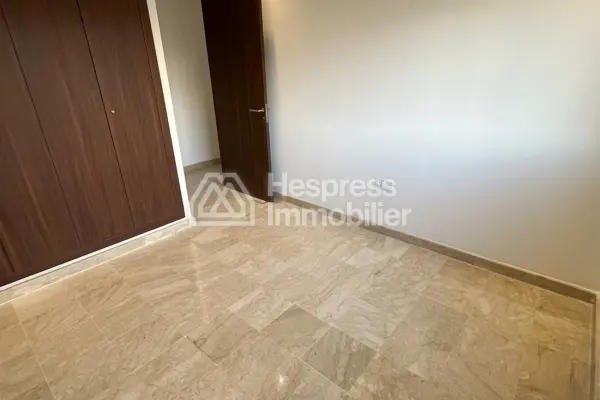 Unfurnished apartment for rent – ​​Les Arènes Zenata