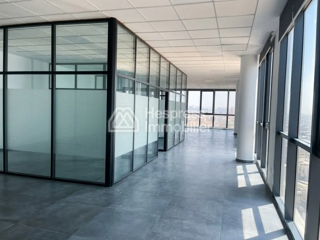 Plateau de bureau à louer – Sidi Maarouf
