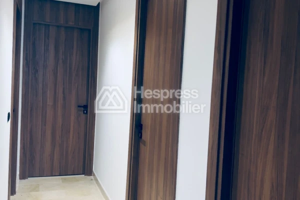 Appartement meublé neuf à louer – Résidence Majorelle, El Menzeh 