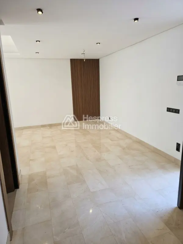 2 bedroom apartment for rent in CFC