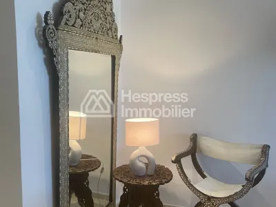 Superb fully furnished luxury apartment for rent – ​​Secure residence
