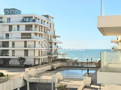 Furnished 2-bedroom apartment on the seafront, Le Carrousel