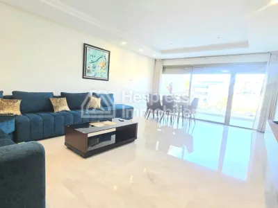 Furnished 2-bedroom apartment on the seafront, Le Carrousel