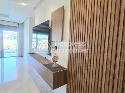 Furnished 2-bedroom apartment on the seafront, Le Carrousel
