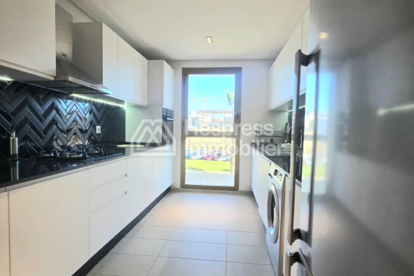 Furnished 2-bedroom apartment on the seafront, Le Carrousel