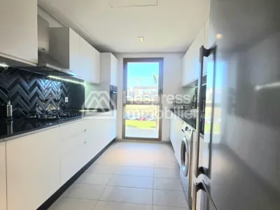 Furnished 2-bedroom apartment on the seafront, Le Carrousel