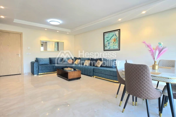 Furnished 2-bedroom apartment on the seafront, Le Carrousel