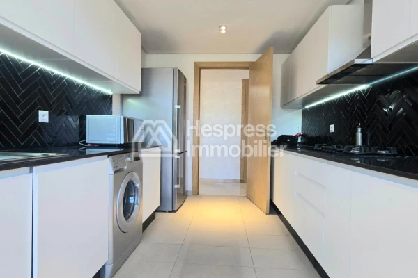 Furnished 2-bedroom apartment on the seafront, Le Carrousel