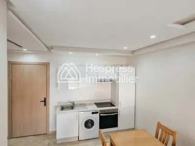 Furnished Studio Apartment for Rent – ​​Karachi Street, Burgundy