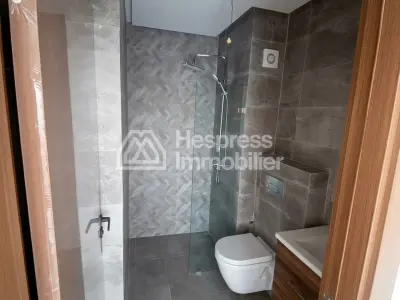 Empty Studio Apartment for Rent – ​​Large Zenata Mohammedia