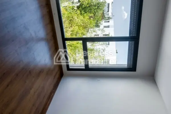 For rent – ​​Magnificent Duplex in La Ville verte
