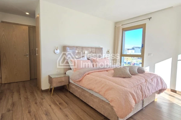 Furnished 2-bedroom apartment on the seafront, Le Carrousel