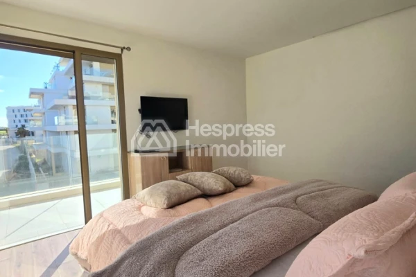 Furnished 2-bedroom apartment on the seafront, Le Carrousel