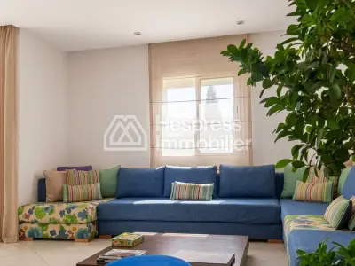 شقة مفروشة للإيجار – المحمدية