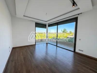 Semi-detached villa for rent with golf course views Prestigia
