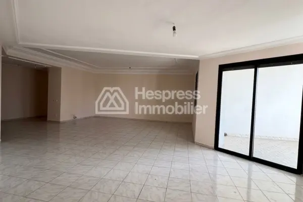 FOR RENT – Spacious apartment at Gauthier , BD Anfa