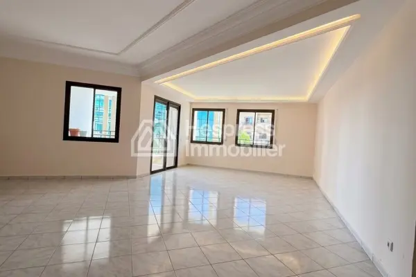 FOR RENT – Spacious apartment at Gauthier , BD Anfa