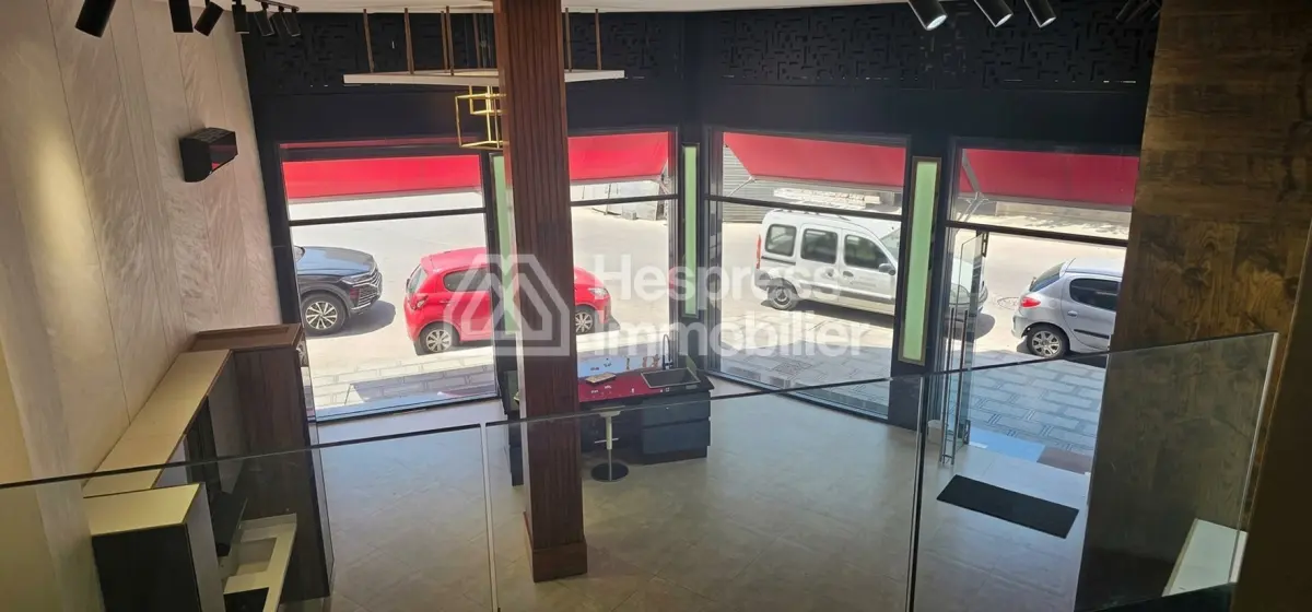 À louer – Magasin d’angle à Ain Sebaâ