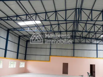 À Louer – Hangar Industriel d’Exception à Lissasfa