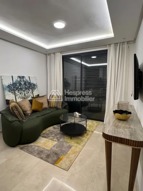 For rent – ​​Superb brand new, never-lived-in studio apartment at CFC