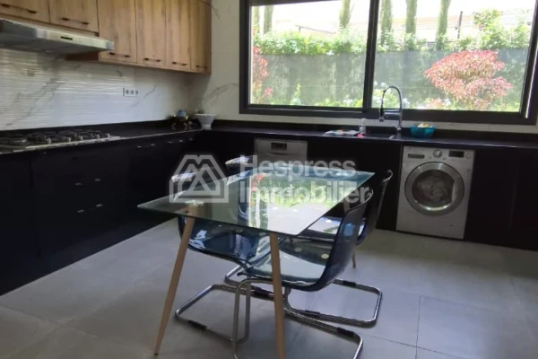 Prestigieuse villa à vendre EL Menzeh