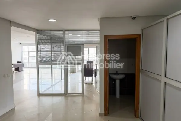 For Rent – ​​Office on Blvd. Anfa