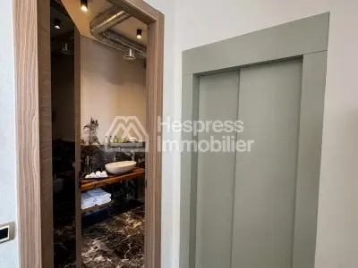 Villa à vendre à bouskoura ville