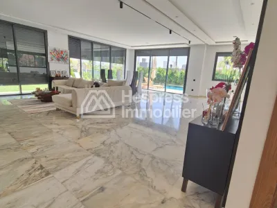 Prestigious villa for sale El Menzeh