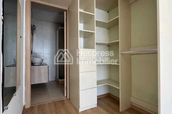 Apparetement à vendre à victoria