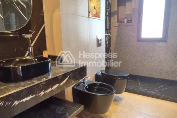 Prestigieuse villa à vendre EL Menzeh