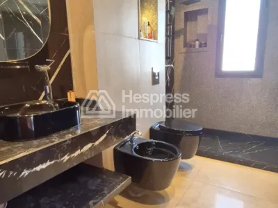 Prestigious villa for sale El Menzeh