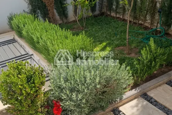 فيلا مفروشة رائعة للإيجار في دار بوعزة