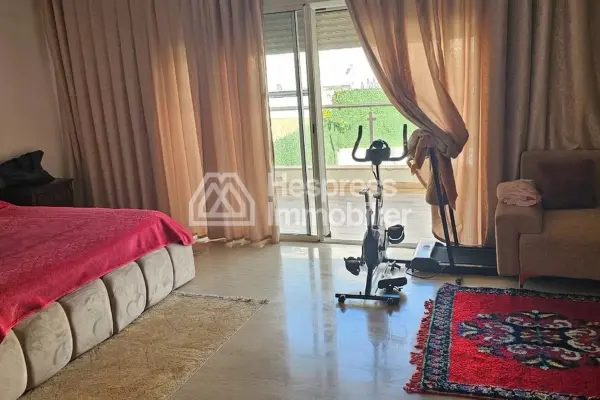 فيلا مفروشة رائعة للإيجار في دار بوعزة