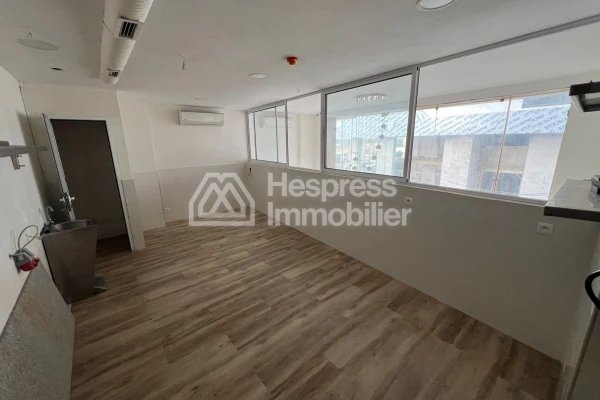 Commercial premises for sale, 116m² at Tangier