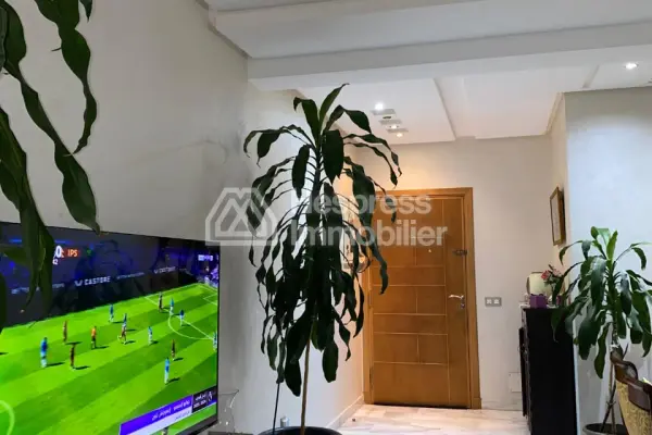 Bel appartement 119m2 . Bien situé  au centre-ville 