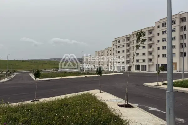 Land for sale, title deed in the Issa subdivision