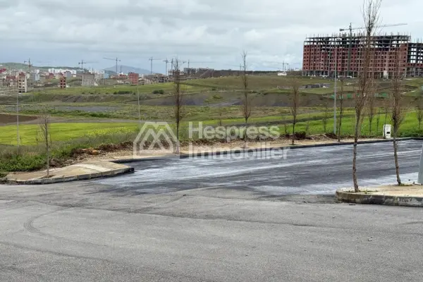 Land for sale, title deed in the Issa subdivision