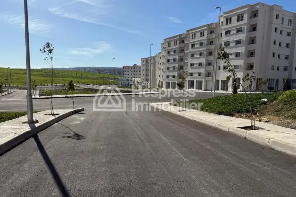 Land for sale, title deed in the Issa subdivision
