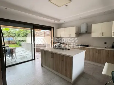 Villa Jumelée de Prestige à vendre à Ville Vert