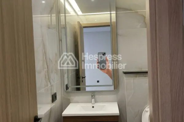 Empty studio apartment in Evasion Square near Naershore