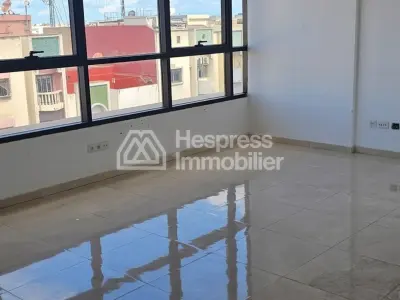 Office for rent – ​​Panorama