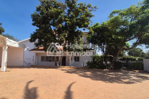 À louer – Villa d’exception 4000 m² à Rabat